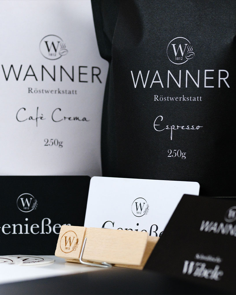 Wanner Röstwerkstatt Kaffeeprodukte, darunter Café Crema und Espresso.